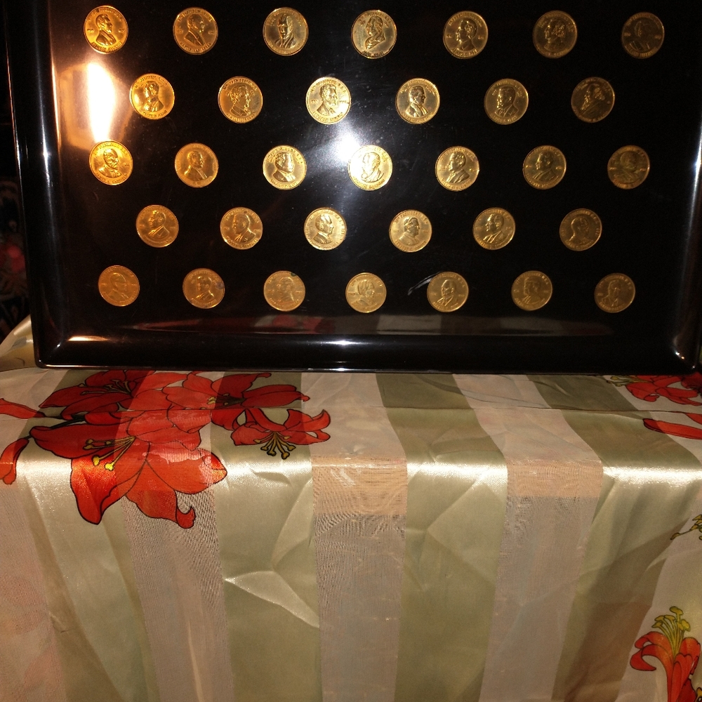 SPECTACULAR VINTAGE COUROC TRAY - Picture 3 of 16